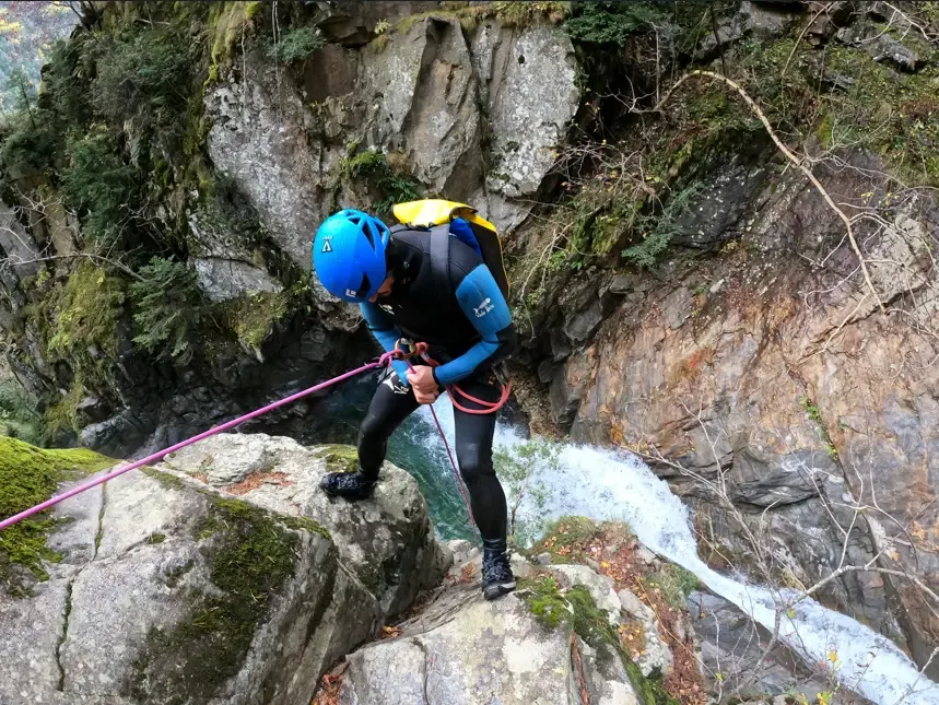 Torla Ordesa canyoning